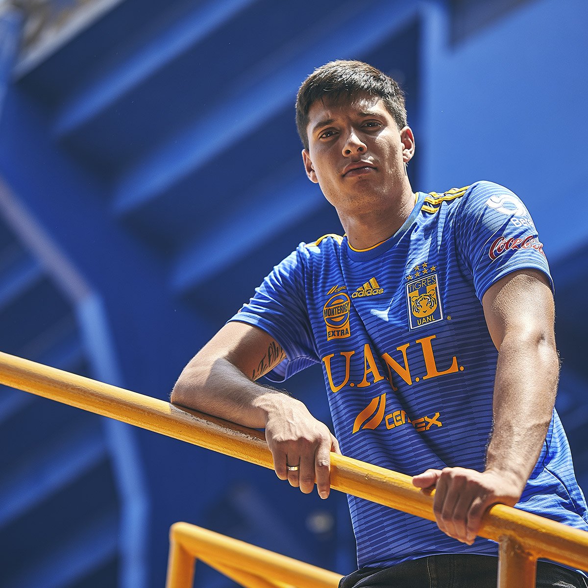 Tigres uanl top jersey 2018